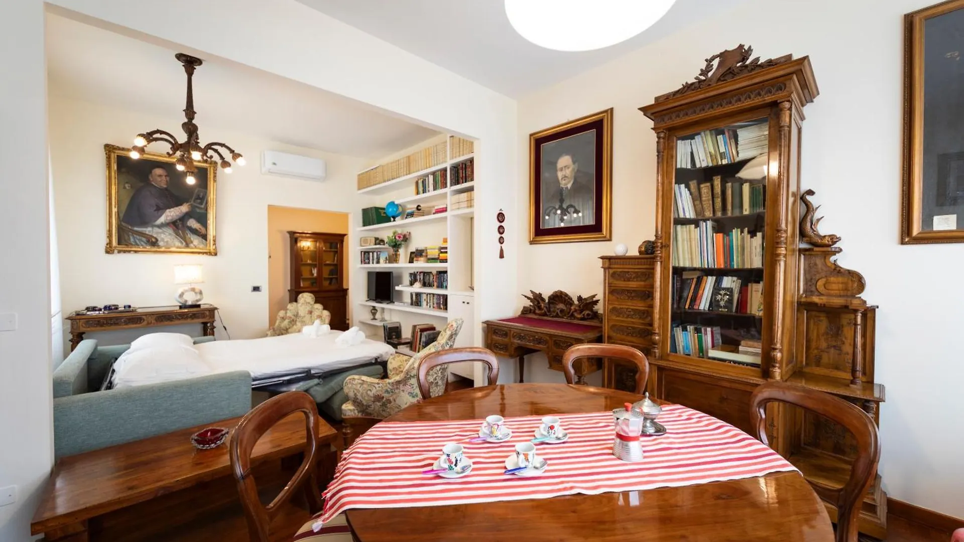 Bright Flat Close To The Centre Florenz Apartment